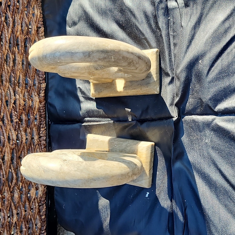 Statues - Picture 4 of 8